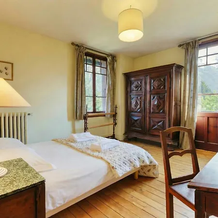 Grand Des Moussoux 6br: Terrace, Garden, Views, Sleeps 10 - Happy 샬레 샤모니